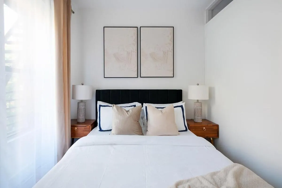 444-3A Newly Renovated 1Br - Elevator Building Apartment New York 0*,  United States