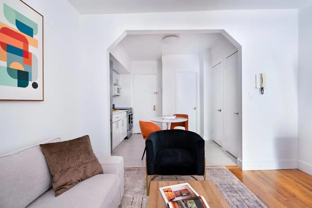 444-3A Newly Renovated 1Br - Elevator Building Apartment New York United States
